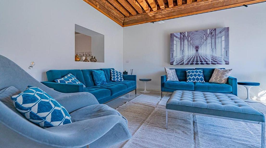 Appartamento Apartment With A Private Terrace On The Water ! *