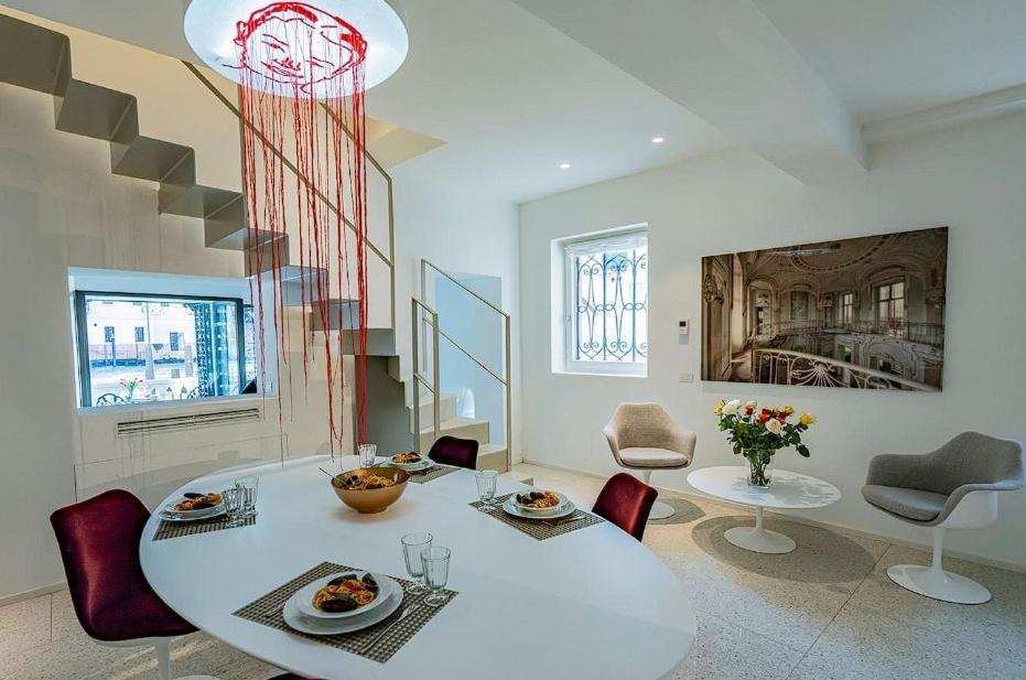 Apartment With A Private Terrace On The Water !
